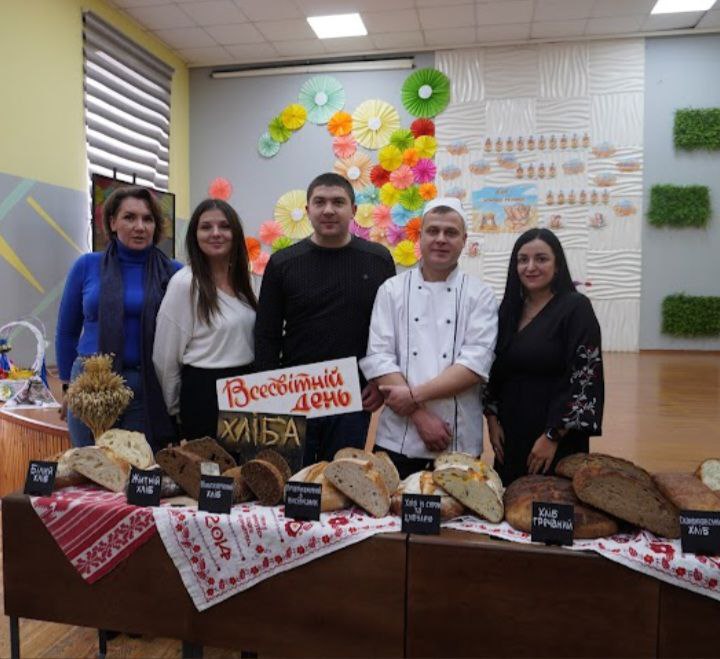 photo_5445409398047504623_x