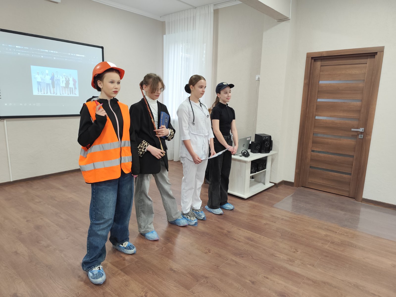 зображення_viber_2026-04-09_16-00-44-306
