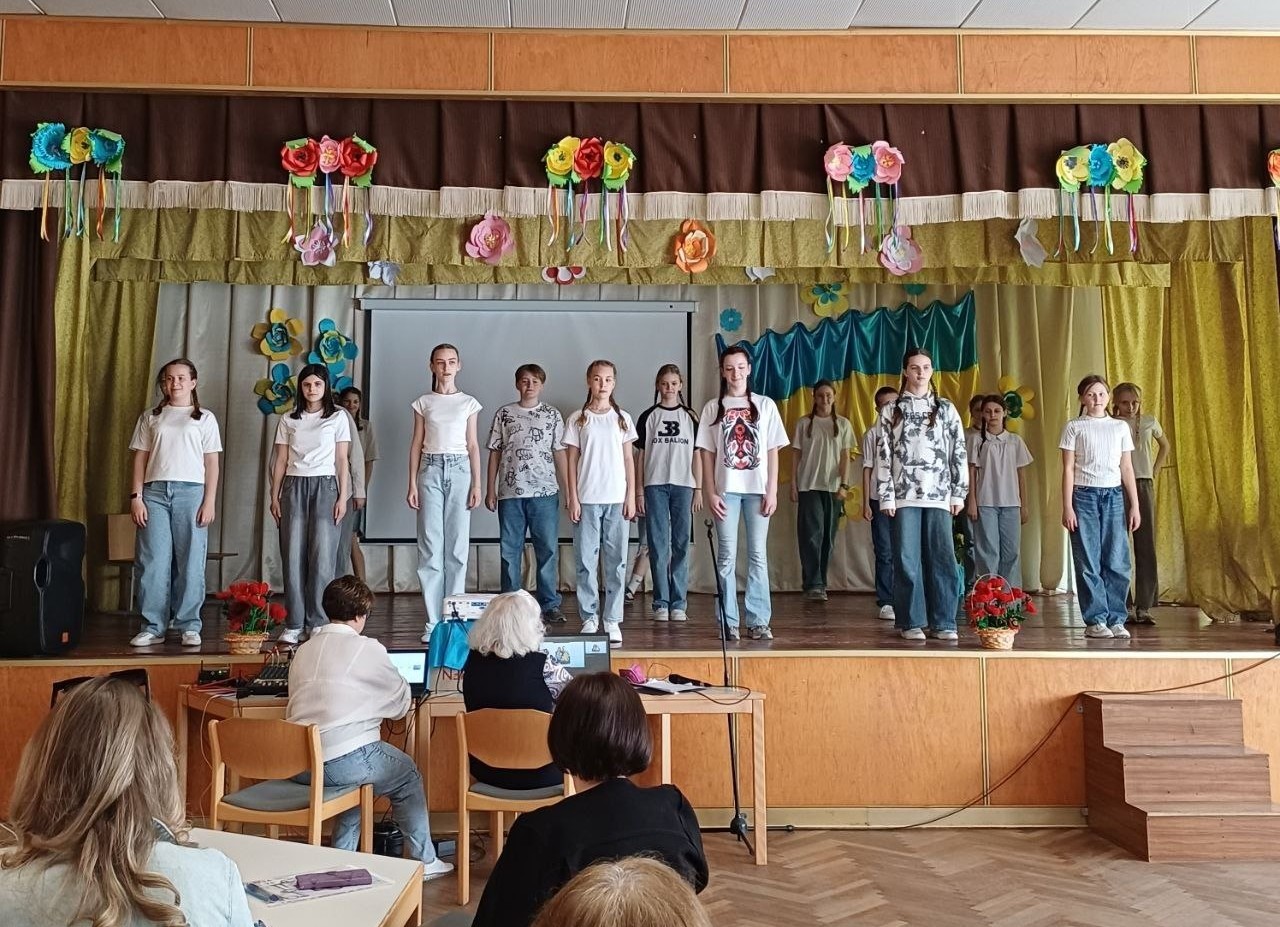 photo_5472298397290141518_y